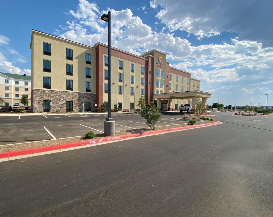 Comfort Suites Midland West Bagian luar foto