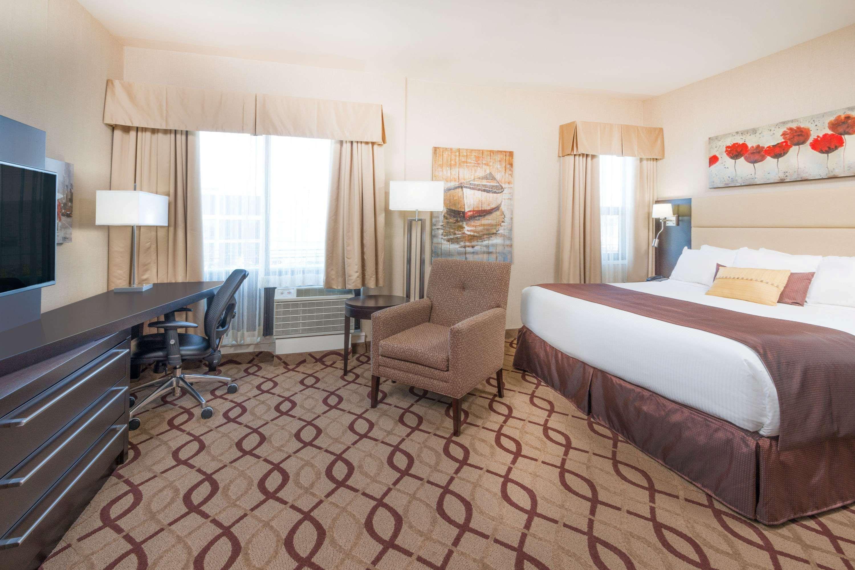 Comfort Suites Midland West Bagian luar foto