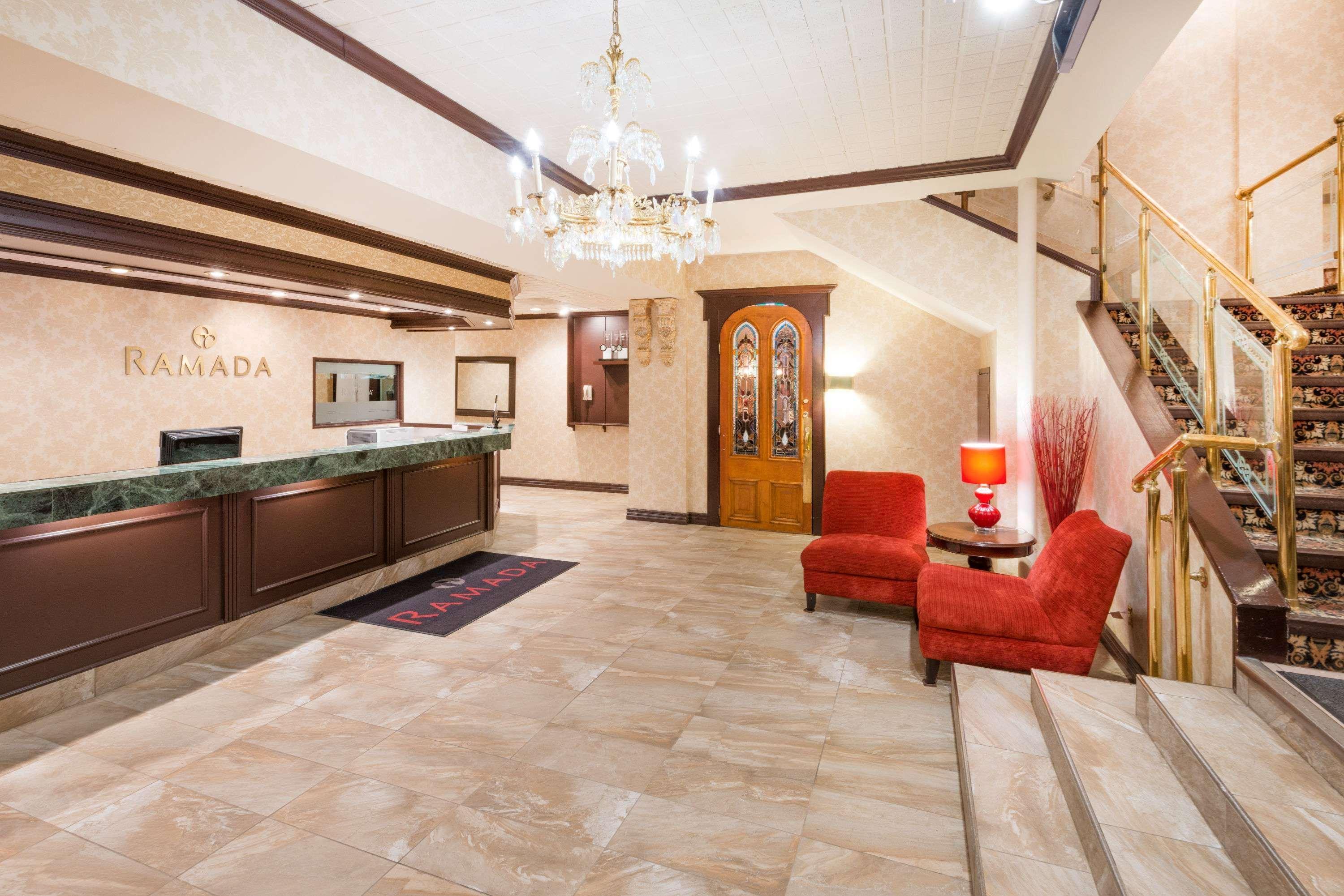 Comfort Suites Midland West Bagian luar foto